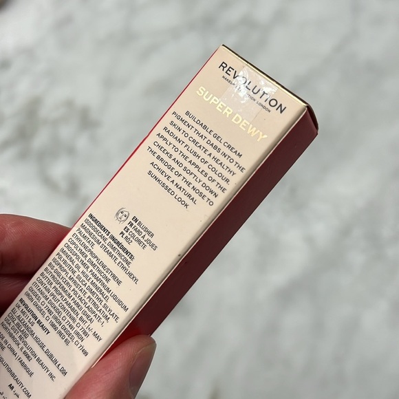 Makeup Revolution Super Dewy Liquid Blush Bundle - Picture 4 of 5